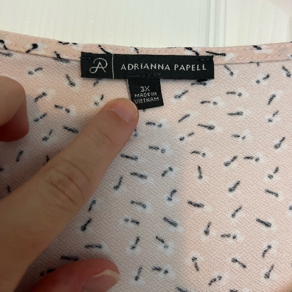 Pink ruffled blouse - Picture 3 of 6